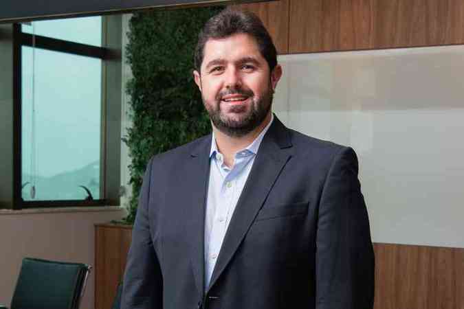 CEO da ABC da Construo, Tiago Moura Mendona encerra 2022 com 300 lojas distribudas em quatro estados e quer chegar a 1 mil unidades em 2024: 