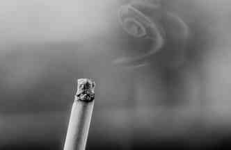 Os fumantes so as principais vtimas da Doena Pulmonar Obstrutiva Crnica, ou DPOC, que no tem cura e pode afetar o corao e at causar depresso(foto: Pixabay)