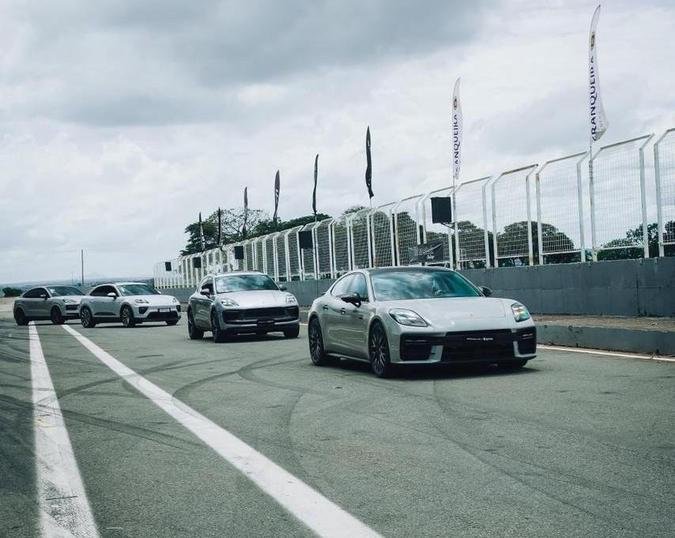 Al�m da experi�ncia ao volante, os participantes acompanharam parte da programa��o da Not So Stock Challenge(foto: Divulga��o)