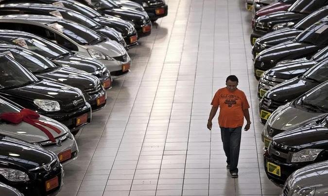 O principal crescimento foi no segmento de automóveis, cujas vendas avançaram 23,7%(foto: Agência Brasil/EBC) O principal crescimento foi no segmento de automóveis, cujas vendas avançaram 23,7%(foto: Agência Brasil/EBC)
