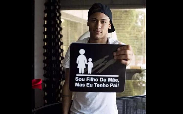 Facebook/Simonesoaresatriz/Reprodução Facebook/Simonesoaresatriz/Reprodução