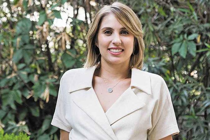 A psicóloga e psicanalista Cecília Lana, doutoranda em estudos psicanalíticos pela UFMG: A psicóloga e psicanalista Cecília Lana, doutoranda em estudos psicanalíticos pela UFMG: