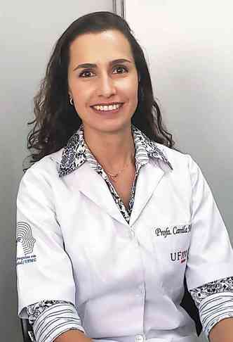 Camila Megale, cirurgi-dentista especialista em Disfuno Temporomandibular (DTM) e Dor Orofacial: 