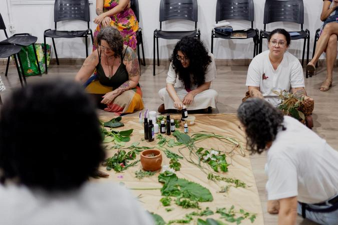 Sero selecionados projetos entre cozinhas e hortas comunitrias, redes e espaos de acolhimento a idosos, pessoas com deficincia e crianas, rodas de memria, at aes culturais e de enfrentamento  violncia de gnero(foto: Igor Cerqueira/Divulgao)