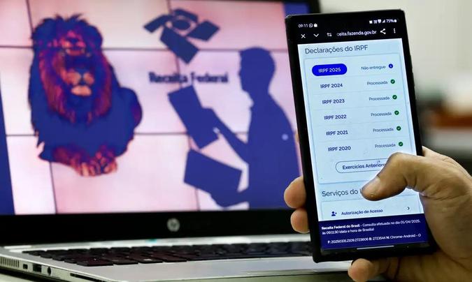 Quem não entregar a declaração no prazo está sujeito a multa mínima de R$ 165,74(foto: Joédson Alves/Agência Brasil) Quem não entregar a declaração no prazo está sujeito a multa mínima de R$ 165,74(foto: Joédson Alves/Agência Brasil)