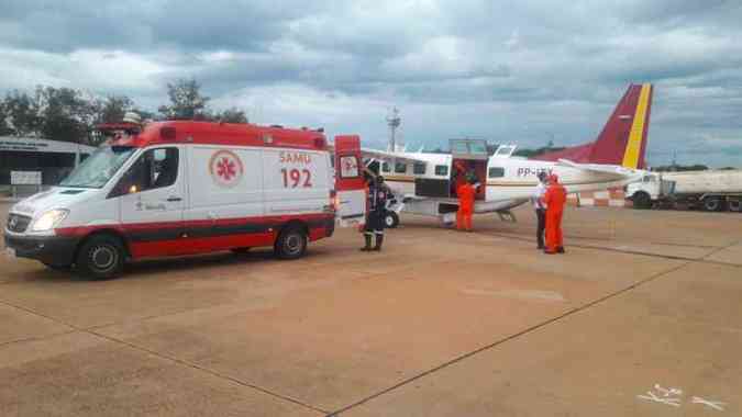 O transporte feito pelo avio possibilitou acesso aos servios hospitalares em diferentes regies do estado, segundo a secretaria de estado de Sade(foto: CBMMG/Divulgao)