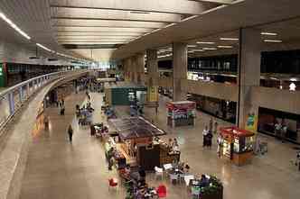Aeroporto Internacional Tancredo Neves, em Confins: lugar recebeu investimentos de cerca de 1 bilho de reais a partir de 2014(foto: Cludio Cunha/Encontro)
