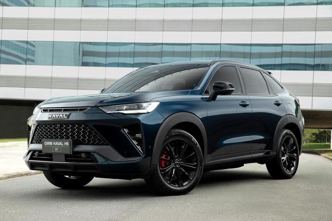 A versão 2026 do SUV apresenta nova dianteira com grade ampliada formada por 87 blocos geométricos(foto: Divulgação) A versão 2026 do SUV apresenta nova dianteira com grade ampliada formada por 87 blocos geométricos(foto: Divulgação)