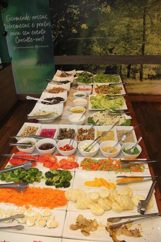 De um pequeno self-service no São Bento, Verdinho se tornou uma rede de restaurantes que oferece uma experiência completa para o público (foto: Pádua de Carvalho) De um pequeno self-service no São Bento, Verdinho se tornou uma rede de restaurantes que oferece uma experiência completa para o público (foto: Pádua de Carvalho)