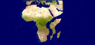 Segundo os cientistas, daqui a 50 milhes de anos, a diviso do continente africano vai criar um novo oceano(foto: Twitter/Nel_kimz/Reproduo)