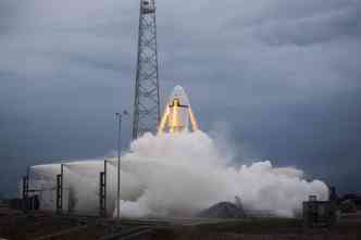 A cpsula robtica Dragon, da SpaceX, poder ser enviada a Marte at 2018, para 