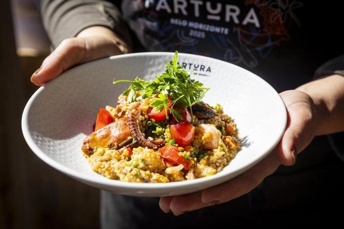 Um dos destaques será a Cozinha ao Vivo, espaço em que chefs e convidados preparam receitas diante do público(foto: Victor Schwaner/Divulgação) Um dos destaques será a Cozinha ao Vivo, espaço em que chefs e convidados preparam receitas diante do público(foto: Victor Schwaner/Divulgação)