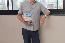 Livro re�ne express�es do futebol que viraram linguagem cotidiana