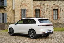 Stellantis confirma que SUV híbrido Leapmotor C10 será lançado no Brasil