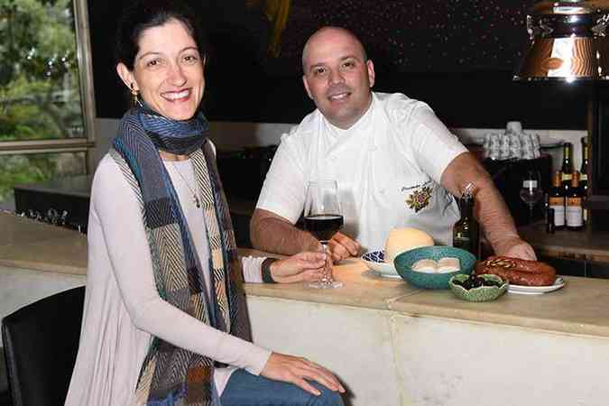 O casal Ludmila Carvalho e Cristvo Larua: a mineira foi responsvel pela mudana do chef portugus para BH (foto: Violeta Andrada/Encontro)