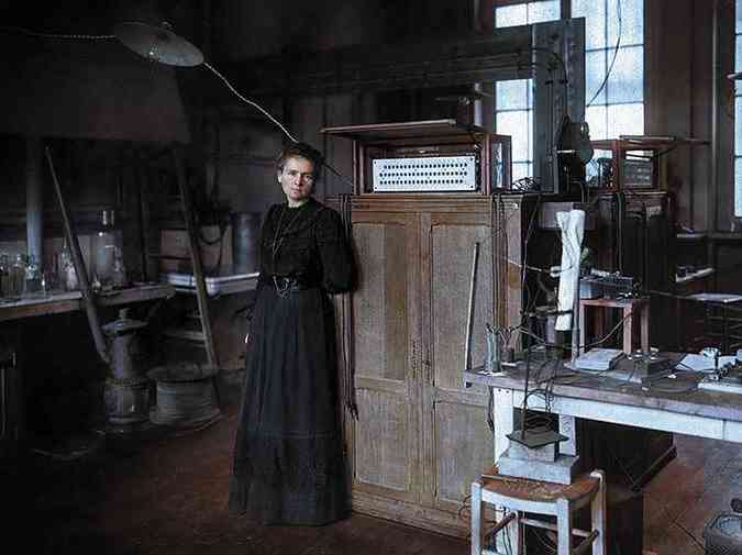 A fsica e qumica polonesa Marie Curie, primeira mulher a ganhar um prmio Nobel, em 1903(foto: Domnio pblico, colorizada por Marina Amaral)