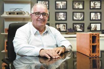 Estevão Bicalho Pinto Rodrigues, colega de faculdade de engenharia: Estevão Bicalho Pinto Rodrigues, colega de faculdade de engenharia: