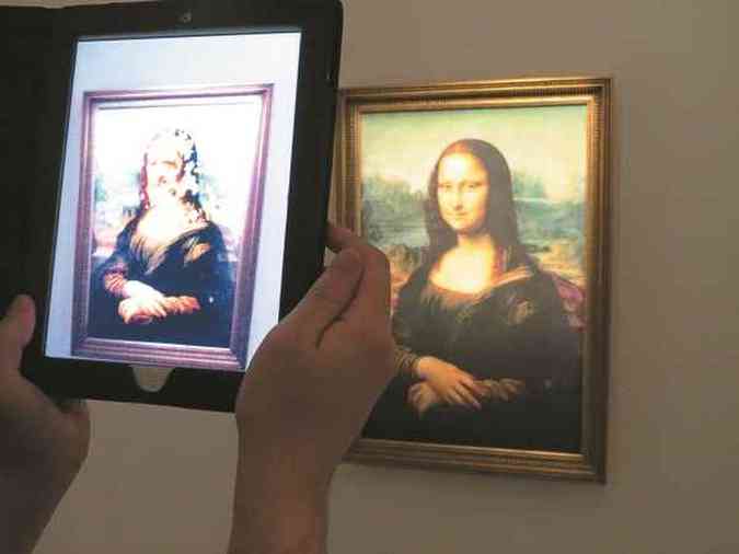 Tablets interagem e ressignificam obras de arte(foto: Alysson Lisboa Neves)