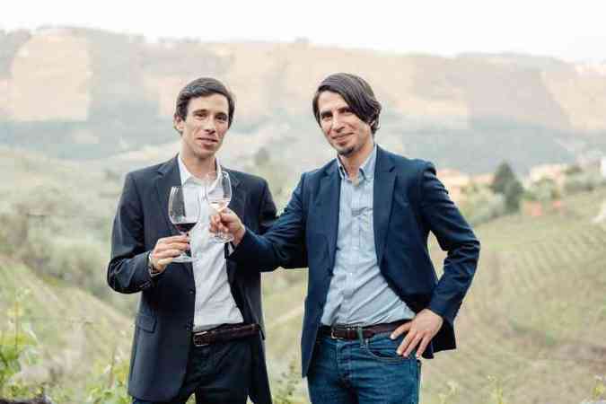 Os enólogos portugueses João Rosa Alves e Tiago Alves de Sousa: missão de produzir vinhos que representem o melhor do terroir do Douro(foto: Divulgação)