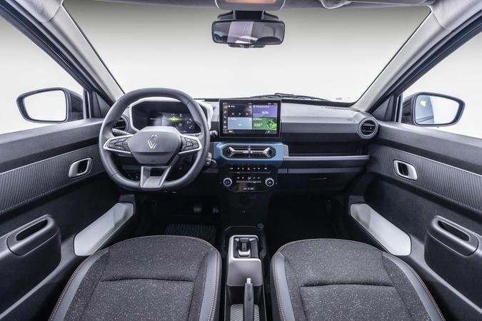 O novo Kwid E-Tech conta com um painel de instrumentos digital e personalizável de 7%u201D e a multimídia de 10%u201D: para otimizar a ergonomia e praticidade, a multimídia foi instalada na posição mais alta possível (foto: Divulgação) O novo Kwid E-Tech conta com um painel de instrumentos digital e personalizável de 7%u201D e a multimídia de 10%u201D: para otimizar a ergonomia e praticidade, a multimídia foi instalada na posição mais alta possível (foto: Divulgação)