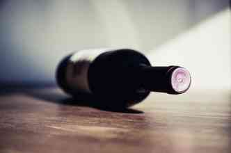 Nem todos sabem, mas a graduao alcolica presente no rtulo do vinho indica se a bebida  mais encorpada ou no(foto: Pexels)