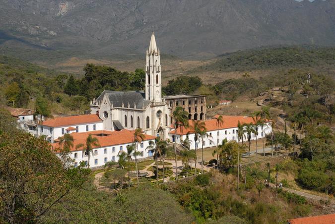 Reconhecido como Reserva Particular do Patrimônio Natural (RPPN), o Santuário do Caraça possui mais de 12 mil hectares tombados pelo Iphan(foto: Miguel Andrade/Divulgação) Reconhecido como Reserva Particular do Patrimônio Natural (RPPN), o Santuário do Caraça possui mais de 12 mil hectares tombados pelo Iphan(foto: Miguel Andrade/Divulgação)