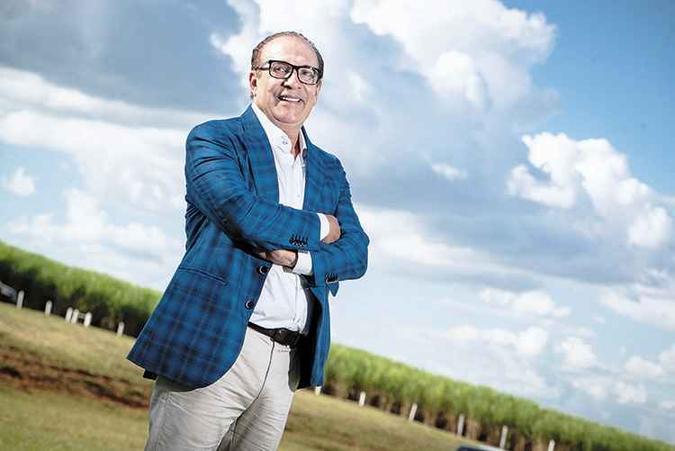José Francisco dos Santos, de 64 anos, presidente da JF Citrus Holding: um dos quatro maiores produtores de laranja do país e dono da terceira maior produtora de cana de Minas(foto: Alexandre Rezende/Encontro) José Francisco dos Santos, de 64 anos, presidente da JF Citrus Holding: um dos quatro maiores produtores de laranja do país e dono da terceira maior produtora de cana de Minas(foto: Alexandre Rezende/Encontro)