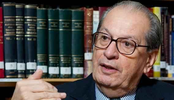 Emmanuel Pinheiro Emmanuel Pinheiro