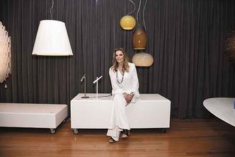 Adriana Vasconcelos, dona da Abatjour de Arte: Adriana Vasconcelos, dona da Abatjour de Arte: