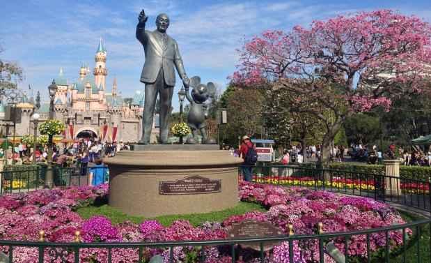 Facebook/Disneyland/Reprodução Facebook/Disneyland/Reprodução