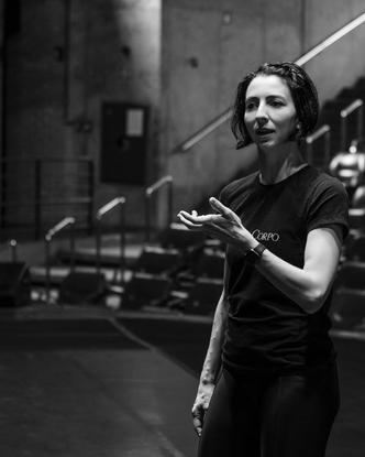 A bailarina Janaína Castro é uma das convidadas da residência(foto: Edésio Nunes/Divulgação) A bailarina Janaína Castro é uma das convidadas da residência(foto: Edésio Nunes/Divulgação)