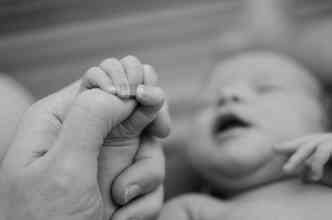 Unicef alerta que os partos antecipados, entre a 37 e a 38 semanas de gestao, comuns nas cesarianas, no so bons para o beb nem para a me(foto: Pixabay)