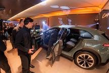 Porsche apresenta novo Cayenne Electric em pr�-lan�amento em BH