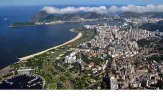 O belssimo Parque ou Aterro do Flamengo, no Rio de Janeiro,  a grande obra deixada pela arquiteta Lota de Macedo Soares(foto: Alicia Nijdam/Wikimedia/Reproduo)