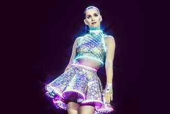 Como uma tpica celebridade, a cantora americana Katy Perry exigiu que nenhum funcionrio lhe dirija a palavra durante os shows da turn Prismatic na Amrica Latina(foto: Instagram/katyperry/Reproduo)