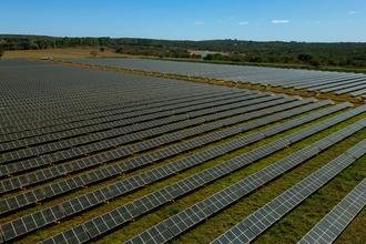 Energia solar avan�a e transforma o setor el�trico no Brasil