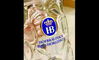 Os belo-horizontinos esto to 'sedentos' pelas cervejas da Hofbruhaus que esgotaram a capacidade de atendimento da cervejaria na capital mineira(foto: Facebook/Hofbruhaus Belo Horizonte/Reproduo)