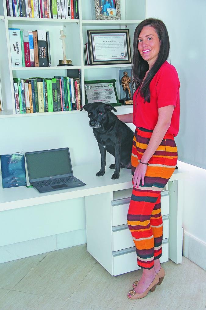 A promotora de Justiça do MPMG Monique Mosca Gonçalves lembra que a Constituição já garante proteção mais robusta aos animais: A promotora de Justiça do MPMG Monique Mosca Gonçalves lembra que a Constituição já garante proteção mais robusta aos animais: