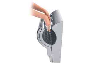 Segundo o estudo americano, os secadores de mo, comuns em banheiros de shoppings, podem espalhar partculas de fezes nas mos dos usurios(foto: Dyson Airblade/Divulgao)