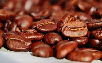 O estudo recente mostrou que o aroma e o sabor tpicos do caf tipo arbica no so exclusividade dos gros da fruta(foto: Pixabay)