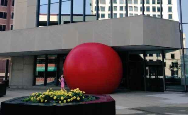 Twitter/RedBallProject/Reprodução Twitter/RedBallProject/Reprodução