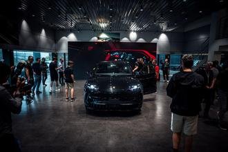 Novo Porsche Cayenne Electric � apresentado em evento na capital