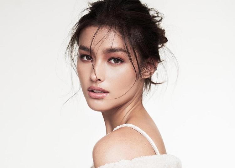 Instagram/lizasoberano/Reprodução Instagram/lizasoberano/Reprodução