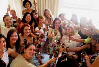 A rede Circuito de Saia realiza encontros peridicos para formao de networking e para ajudar as mulheres que desejam empreender(foto: Facebook/CircuitoDeSaia/Reproduo)