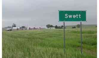 Com 26,7 mil m, a pequena 'cidade fantasma' de Swett est sendo colocada  venda nos Estados Unidos por R$ 950 mil(foto: Facebook/stacie.montgomery.9/Reproduo)