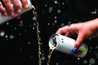 Bebidas em lata conquistam o Brasil e impulsionam o mercado de drinques