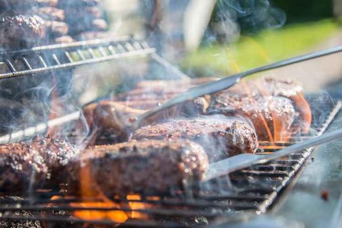 O Coal Bar-b-que Market será a casa da etapa regional do torneio da Pitmaster Brasil(foto: Pexels) O Coal Bar-b-que Market será a casa da etapa regional do torneio da Pitmaster Brasil(foto: Pexels)