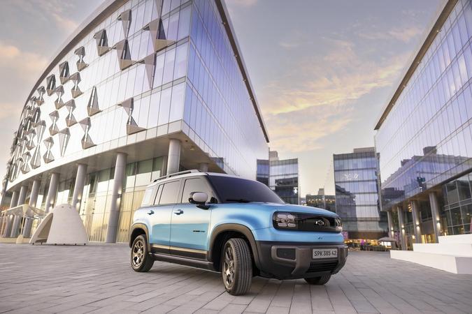 A Chevrolet lança em agosto o EUV Spark: ele roda 258 quilômetros com uma carga completa no intenso ciclo do Inmetro e precisa de apenas 35 minutos para energizar a bateria de 30% a 80% em rede contínua, segundo a montadora (foto: Divulgação) A Chevrolet lança em agosto o EUV Spark: ele roda 258 quilômetros com uma carga completa no intenso ciclo do Inmetro e precisa de apenas 35 minutos para energizar a bateria de 30% a 80% em rede contínua, segundo a montadora (foto: Divulgação)