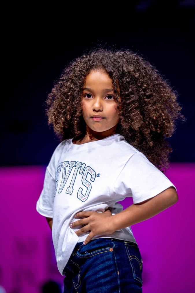 Desfile moda infantil na edio passada do Minas Trend: salo de outubro reunir, no BH Shopping, cerca de 1.500 lojistas de todo o Brasil e expectativa de mais de 5.000 visitantes profissionais(foto: Fiemg/Divulgao)