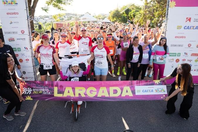 Com 1.800 inscritas, o evento mostrou mais uma vez a força de transformar o esporte e o movimento em ferramentas de fortalecimento, autocuidado e conexão entre mulheres(foto: Produtora Boa Creative) Com 1.800 inscritas, o evento mostrou mais uma vez a força de transformar o esporte e o movimento em ferramentas de fortalecimento, autocuidado e conexão entre mulheres(foto: Produtora Boa Creative)
